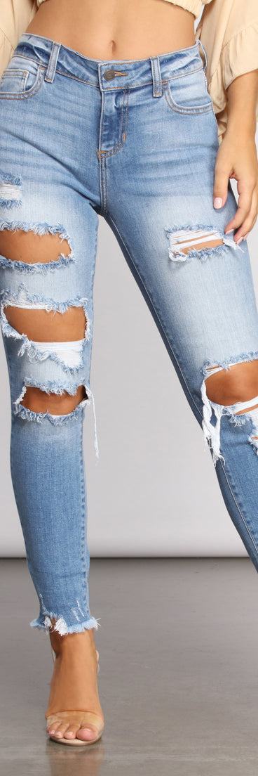 Mid Rise Frayed Cropped Skinny Jeans for 2023 festival outfits, festival dress, outfits for raves, concert outfits, and/or club outfits