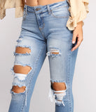 Mid Rise Frayed Cropped Skinny Jeans for 2023 festival outfits, festival dress, outfits for raves, concert outfits, and/or club outfits