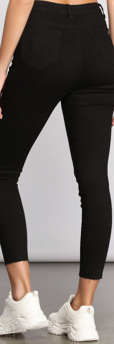 High Rise Stun On Them Cropped Skinny Jeans provides a stylish start to creating your best summer outfits of the season with on-trend details for 2023!