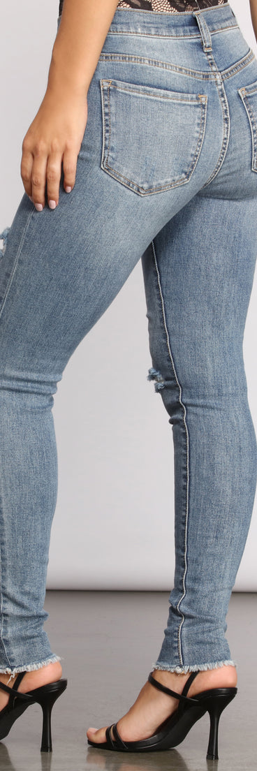 Taking Chances Destructed Raw Edge Skinny Jeans provides a stylish start to creating your best summer outfits of the season with on-trend details for 2023!