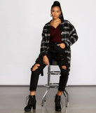 On the Edge High Rise Destructed Boyfriend Jeans provides a stylish start to creating your best summer outfits of the season with on-trend details for 2023!