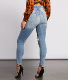 High Rise Destructed Skinny Jeans provides a stylish start to creating your best summer outfits of the season with on-trend details for 2023!
