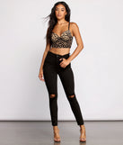 High Rise Knee Slit Skinny Jeans provides a stylish start to creating your best summer outfits of the season with on-trend details for 2023!