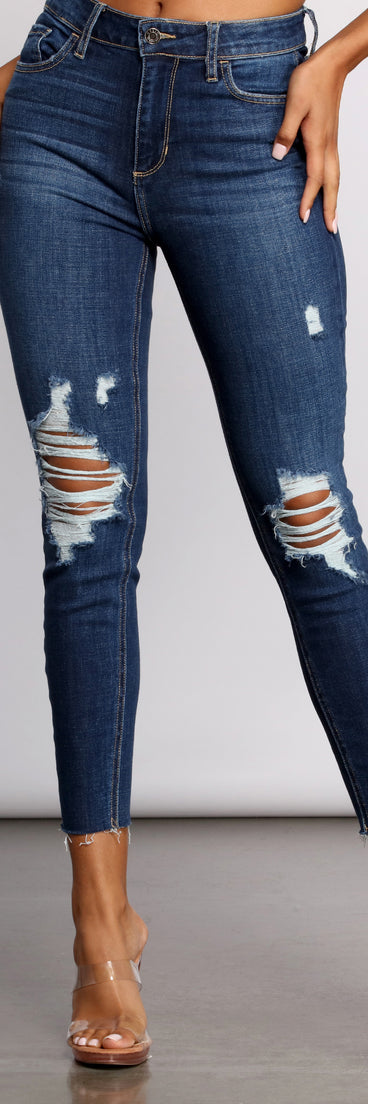 High Rise Destructed Cropped Skinny Jeans for 2023 festival outfits, festival dress, outfits for raves, concert outfits, and/or club outfits