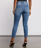 Stun and Strut High Rise Skinny Jeans provides a stylish start to creating your best summer outfits of the season with on-trend details for 2023!