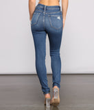 On the Rise Super High Waist Skinny Jeans provides a stylish start to creating your best summer outfits of the season with on-trend details for 2023!