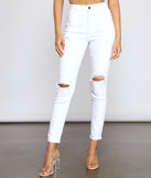 The Classic Distressed High Rise Skinny Jeans for 2023 festival outfits, festival dress, outfits for raves, concert outfits, and/or club outfits