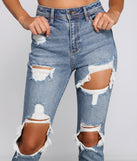 Trendy Destructed High-Rise Skinny Jeans provides a stylish start to creating your best summer outfits of the season with on-trend details for 2023!