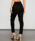 Sleek High Rise Skinny Jeans provides a stylish start to creating your best summer outfits of the season with on-trend details for 2023!