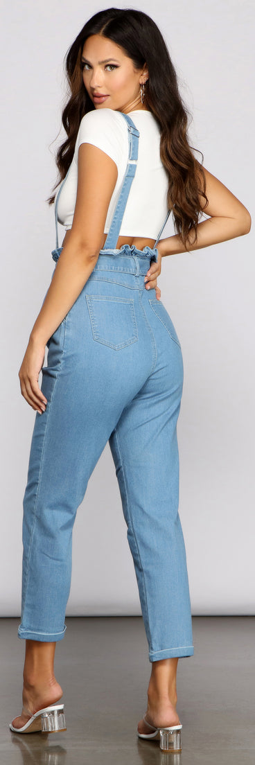 Sweet Style Paper Bag Suspender Pants provides a stylish start to creating your best summer outfits of the season with on-trend details for 2023!