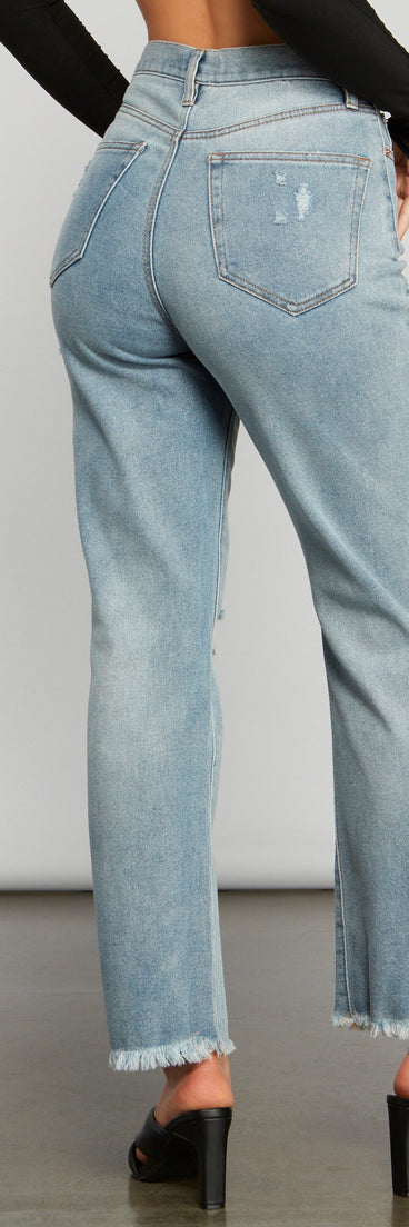 First Impression High Rise Frayed Boyfriend Jeans provides a stylish start to creating your best summer outfits of the season with on-trend details for 2023!