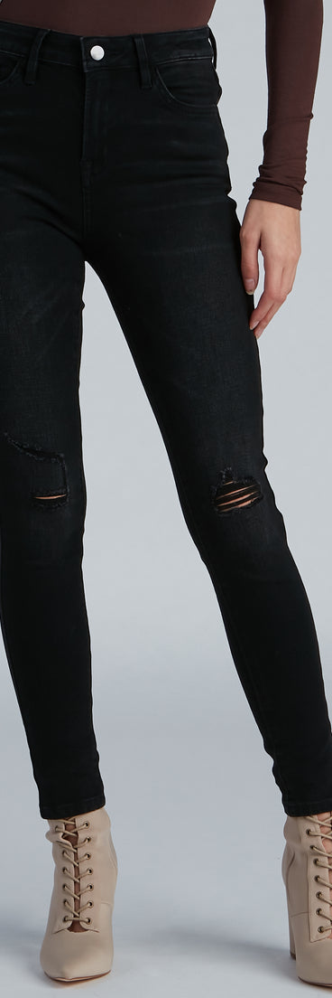 New In Town Mid-Rise Distressed Crop Skinny Jeans for 2023 festival outfits, festival dress, outfits for raves, concert outfits, and/or club outfits