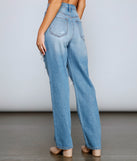 So Extra High Rise Destructed Boyfriend Jeans provides a stylish start to creating your best summer outfits of the season with on-trend details for 2023!