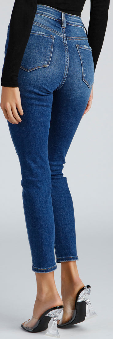 Harper Mid-Rise Distressed Crop Skinny Jeans provides a stylish start to creating your best summer outfits of the season with on-trend details for 2023!