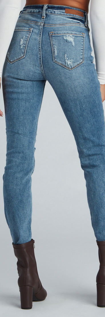 Casual Vibes High-Rise Skinny Jeans provides a stylish start to creating your best summer outfits of the season with on-trend details for 2023!
