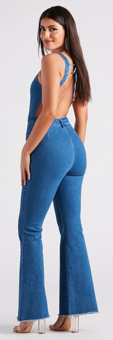 Made You Look Open Back Denim Jumpsuit is a fire pick to create 2023 festival outfits, concert dresses, outfits for raves, or to complete your best party outfits or clubwear!