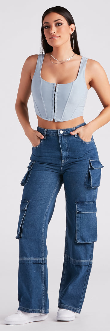 Streetwear Chick Mid-Rise Cargo Denim Jeans provides a stylish start to creating your best summer outfits of the season with on-trend details for 2023!