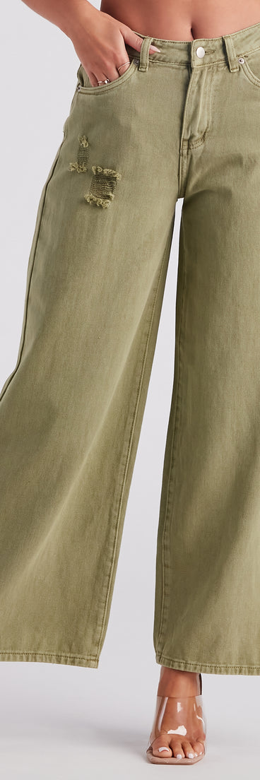 Good Angle Mid Rise Wide-Leg Denim Jeans is a fire pick to create 2023 festival outfits, concert dresses, outfits for raves, or to complete your best party outfits or clubwear!