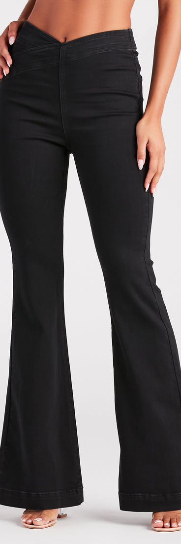 Snatched Style V-Cut Waist Flare Jeans