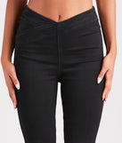 Snatched Style V-Cut Waist Flare Jeans