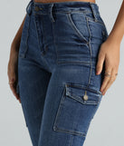 Major Flex High-Rise Cargo Flare Denim Jeans is a fire pick to create a concert outfit, 2024 festival looks, outfits for raves, or to complete your best party outfits or clubwear!