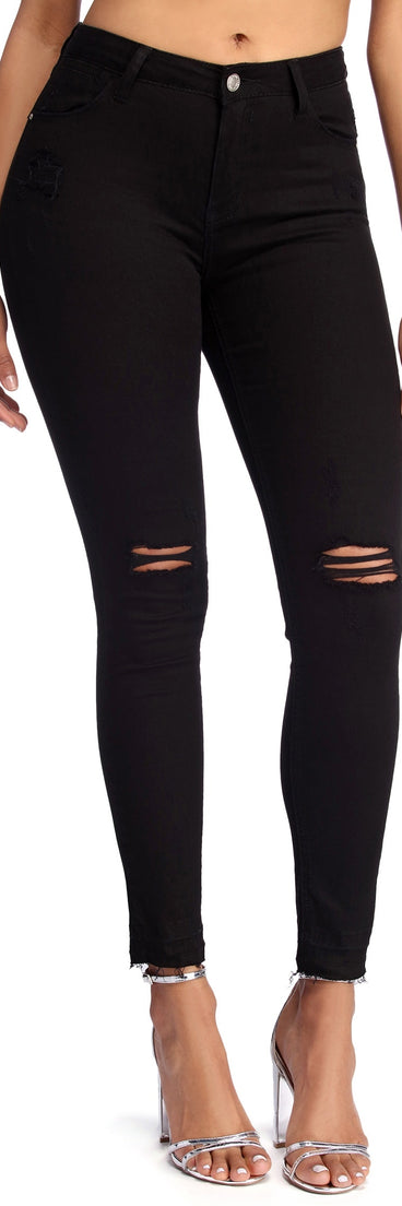 Distressed Knee Skinny Jeans for 2022 festival outfits, festival dress, outfits for raves, concert outfits, and/or club outfits