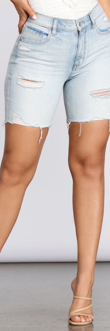 Kailey High Rise Bermuda Denim Shorts is a trendy pick to create 2023 festival outfits, festival dresses, outfits for concerts or raves, and complete your best party outfits!