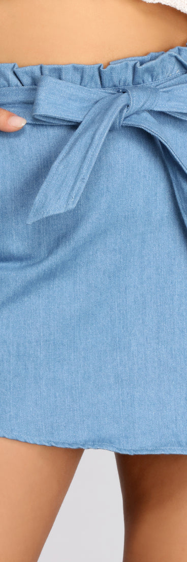 Paper Bag Tie Waist Jean Skort provides a stylish start to creating your best summer outfits of the season with on-trend details for 2023!