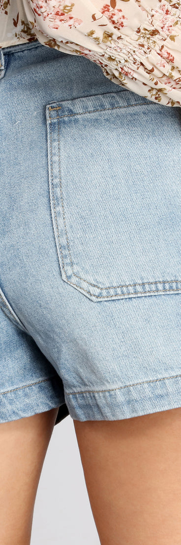 High Waist Belted Denim Shorts provides a stylish start to creating your best summer outfits of the season with on-trend details for 2023!