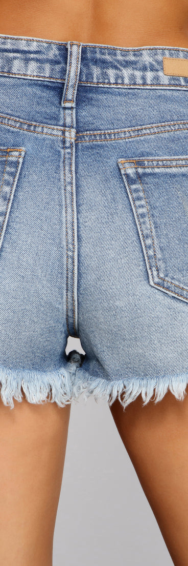 Basic And Chic High Rise Denim Shorts provides a stylish start to creating your best summer outfits of the season with on-trend details for 2023!