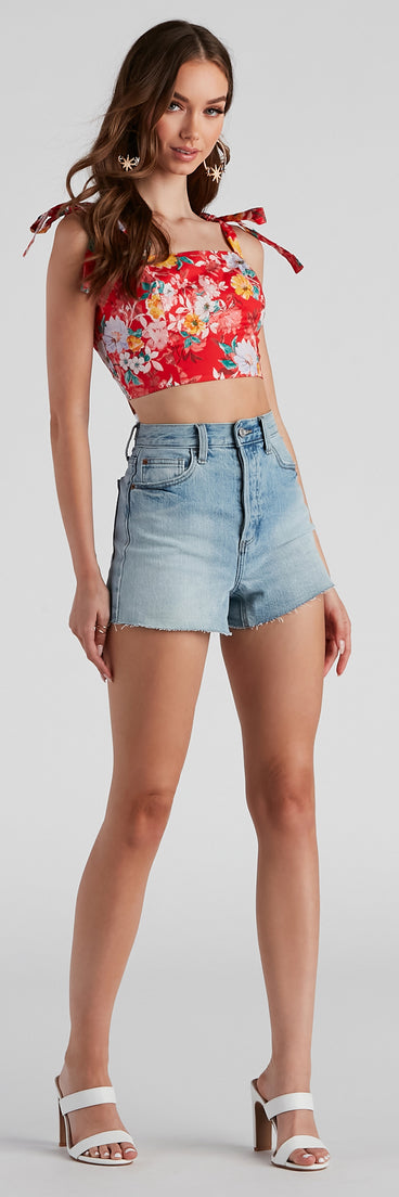 Reese High Rise Mom Denim Shorts By Windsor Denim provides a stylish start to creating your best summer outfits of the season with on-trend details for 2023!