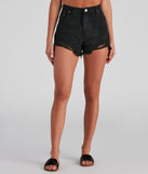 Trendy Distressed Cut-Off Denim Shorts provides a stylish start to creating your best summer outfits of the season with on-trend details for 2023!