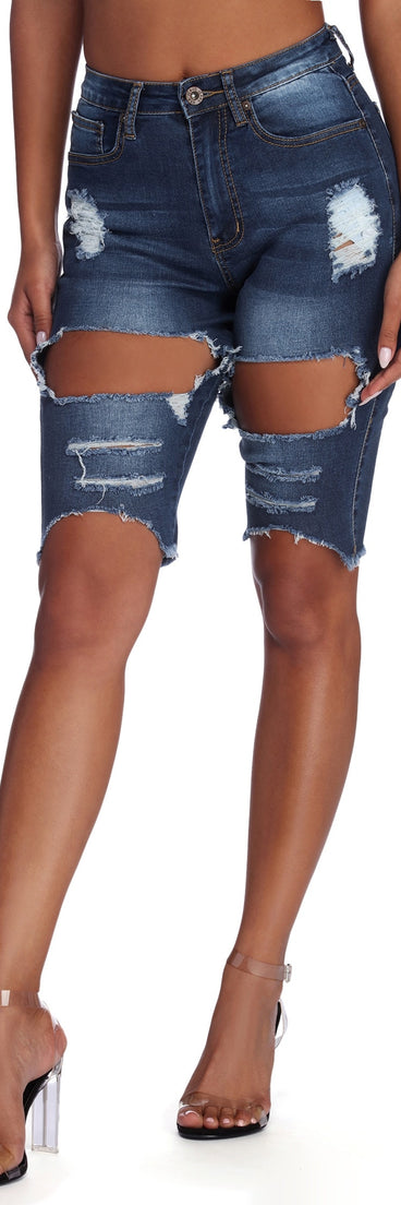 Stylishly Destructed Jean Shorts is a trendy pick to create 2023 festival outfits, festival dresses, outfits for concerts or raves, and complete your best party outfits!