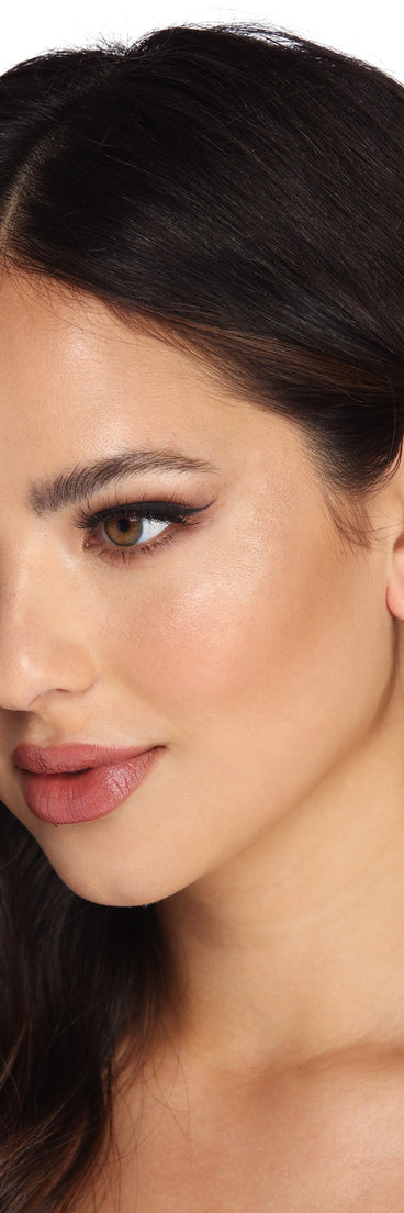 Rhinestone Teardrop Earrings is the perfect Homecoming look pick with on-trend details to make the 2023 HOCO dance your most memorable event yet!