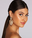 Textured Leaf Door Knocker Earrings is the perfect Homecoming look pick with on-trend details to make the 2023 HOCO dance your most memorable event yet!
