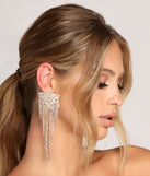 With Sparkling On The Fringe Duster Earrings as your homecoming jewelry or accessories, your 2023 Homecoming dress look will be fire!