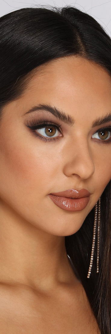 Subtle Hints Duster Earrings is the perfect Homecoming look pick with on-trend details to make the 2023 HOCO dance your most memorable event yet!