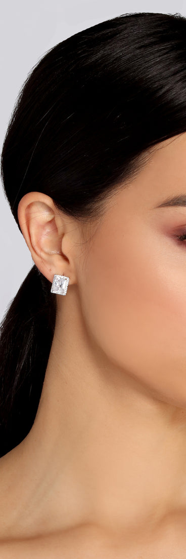 Essential Cubic Zirconia Studs is the perfect Homecoming look pick with on-trend details to make the 2023 HOCO dance your most memorable event yet!