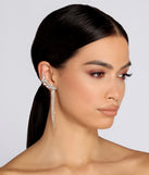 Marquise Rhinestone Earrings With Cuff is the perfect Homecoming look pick with on-trend details to make the 2023 HOCO dance your most memorable event yet!