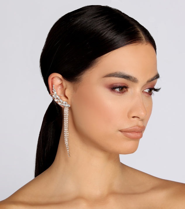 Marquise Rhinestone Earrings With Cuff is the perfect Homecoming look pick with on-trend details to make the 2023 HOCO dance your most memorable event yet!
