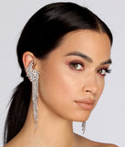 Charmed Life Cluster Earrings is the perfect Homecoming look pick with on-trend details to make the 2023 HOCO dance your most memorable event yet!
