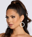 Rhinestone O-Ring Earrings is the perfect Homecoming look pick with on-trend details to make the 2023 HOCO dance your most memorable event yet!