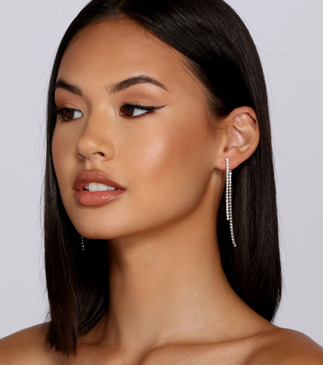 With Sheer Simplicity Dainty Earrings as your homecoming jewelry or accessories, your 2023 Homecoming dress look will be fire!