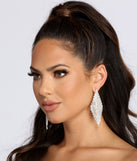 Rhinestone Diva Kite Earrings is the perfect Homecoming look pick with on-trend details to make the 2023 HOCO dance your most memorable event yet!