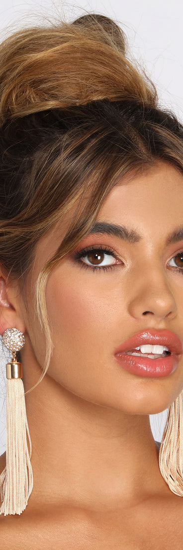 Sparkling New Me Tassel Earrings is a trendy pick to create 2023 festival outfits, festival dresses, outfits for concerts or raves, and complete your best party outfits!