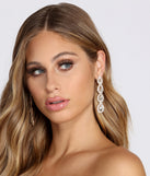 Champagne Dreams Teardrop Dusters is the perfect Homecoming look pick with on-trend details to make the 2023 HOCO dance your most memorable event yet!