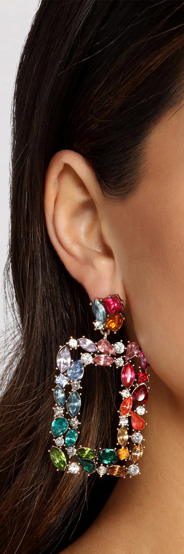 Vibrant Stones Door Knocker Earrings is a trendy pick to create 2023 festival outfits, festival dresses, outfits for concerts or raves, and complete your best party outfits!