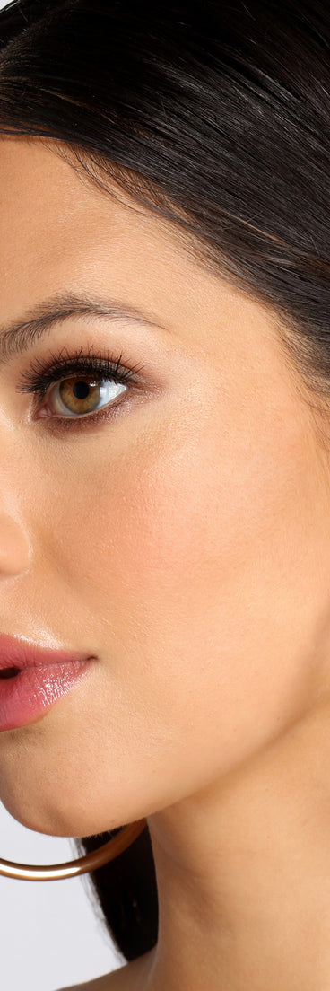 3 Pack Mixed Metal Tube Hoop Earrings is a trendy pick to create 2023 festival outfits, festival dresses, outfits for concerts or raves, and complete your best party outfits!