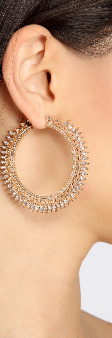 Delicate Designs Boho Hoop Earrings is a trendy pick to create 2023 festival outfits, festival dresses, outfits for concerts or raves, and complete your best party outfits!