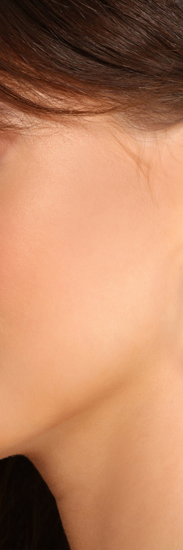 Sleek And Simple Rhinestone Threader Earrings is the perfect Homecoming look pick with on-trend details to make the 2023 HOCO dance your most memorable event yet!